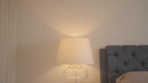 Snapshot of emma_lu1 chatting on 11.30.25 emma_lu1 online show from 11.30.25