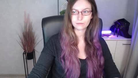 emma online show from 10.30.25