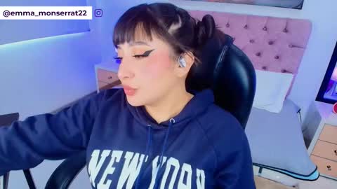 Emma Monserratt online show from 03.04.26