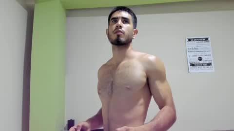 Snapshot of emma_muscle_ chatting on 05.26.26 emma online show from 05.26.26