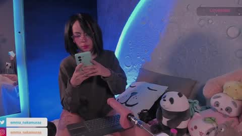 Snapshot of emma_nakamura chatting on 02.05.25 online show from 02.05.25