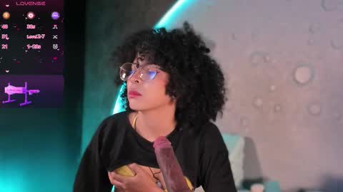 Snapshot of emma_nakamura chatting on 09.24.25 online show from 09.24.25