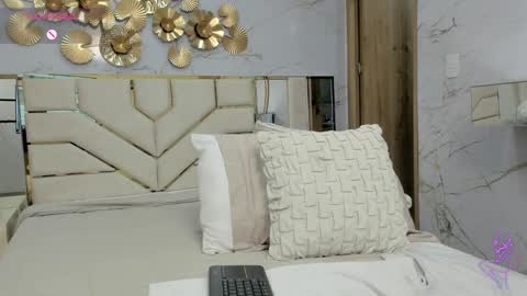 Emma online show from 12.20.24