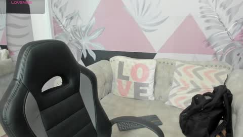 Emma online show from 01.27.25