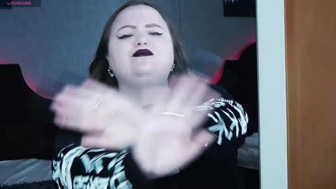 Snapshot of emma_razoom chatting on 12.09.24 Emma Razumovskaya online show from 12.09.24