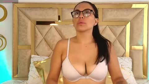 Snapshot of emma_sanz__ chatting on 02.03.26 Emma Sanz online show from 02.03.26