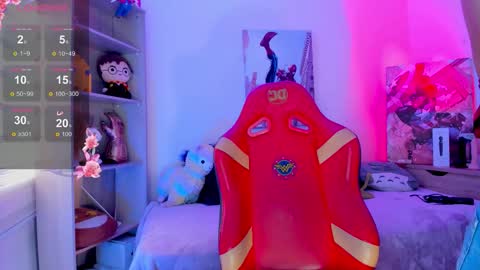 EMMA  online show from 11.05.25