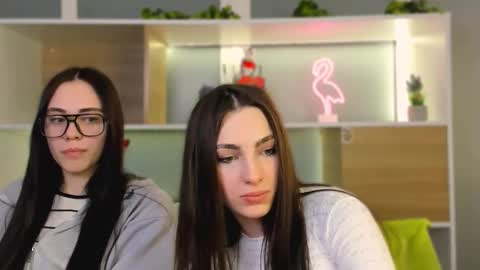 Snapshot of emma_swee chatting on 02.23.26 emma_swee online show from 02.23.26