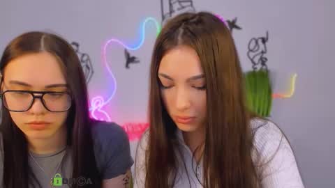 Snapshot of emma_swee chatting on 02.27.26 emma_swee online show from 02.27.26