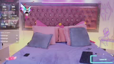 neko  online show from 11.18.25