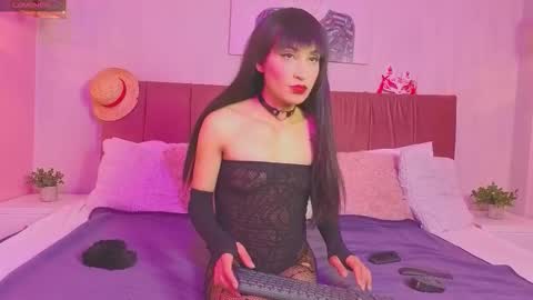 Emma online show from 03.24.26