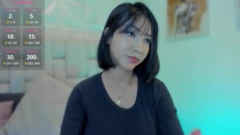 Snapshot of emma_woods__ chatting on 10.11.25 emma_woods__ online show from 10.11.25