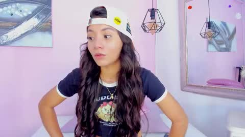 Emma  online show from 11.22.25