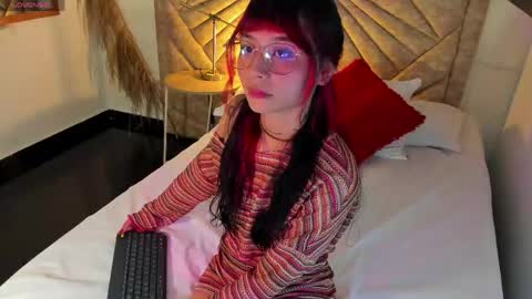           online show from 04.11.26