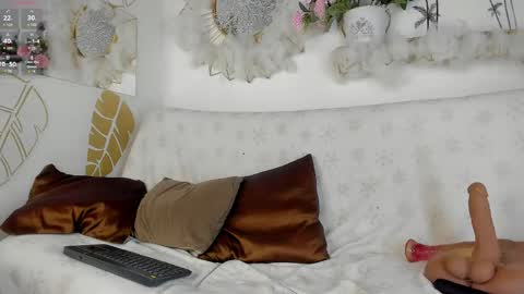 Snapshot of emmaduque chatting on 05.21.26 Emma Duque online show from 05.21.26