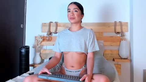 valentina online show from 02.18.25