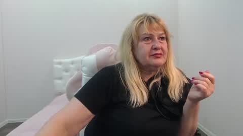 Snapshot of emmaellison924117 chatting on 07.18.26 emmaellison924117 online show from 07.18.26