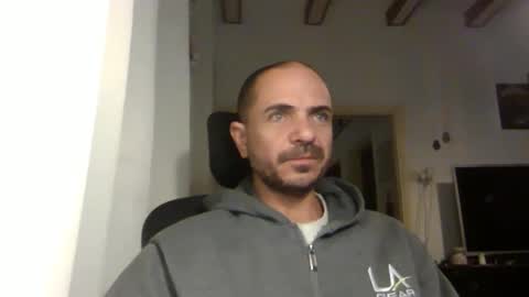Snapshot of emmagold123 chatting on 03.04.25 Ariel online show from 03.04.25