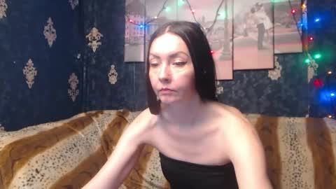 EmmaGoldX online show from 03.06.25
