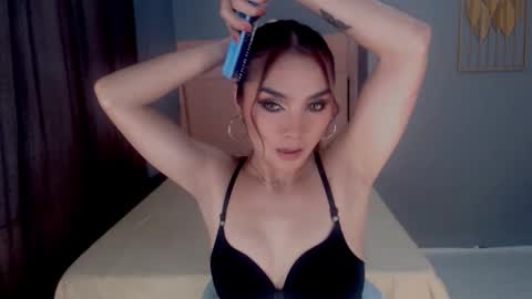 Snapshot of emmahardcockts chatting on 01.09.26 Emma online show from 01.09.26