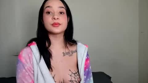 Snapshot of emmajohanson chatting on 03.21.26 emmajohanson online show from 03.21.26