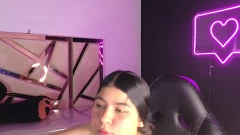 Emma online show from 01.26.25