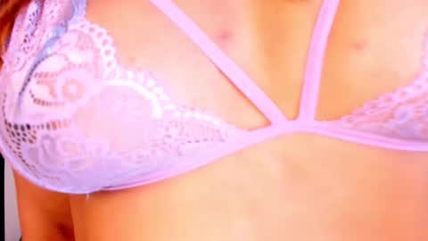 Snapshot of emmanaughty_ chatting on 09.20.25 emmanaughty_ online show from 09.20.25