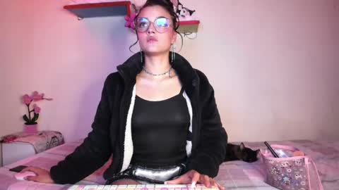 Emmantho online show from 05.12.26