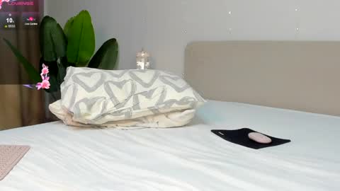 emmanuelleee online show from 04.01.26