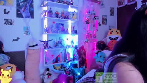 Emma online show from 10.24.25
