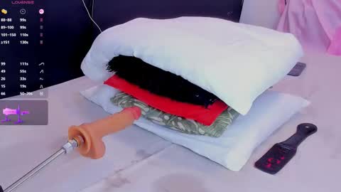 emmarouss1 online show from 03.07.26