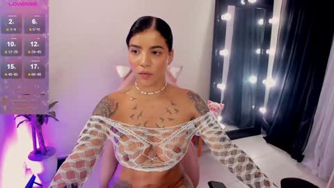 Emma Russell online show from 01.31.25