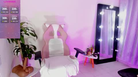 Emma Russell online show from 03.07.26