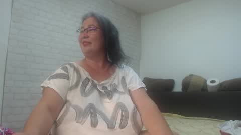 Snapshot of emmasquirt69 chatting on 06.07.26 emmasquirt69 online show from 06.07.26