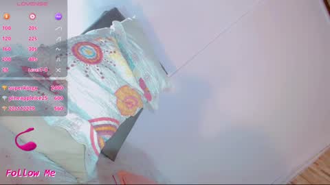 Snapshot of emmasummers469 chatting on 01.26.25 Emma online show from 01.26.25