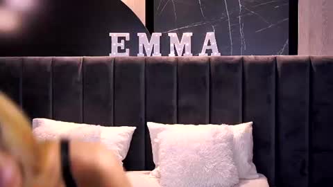 Snapshot of emmawilll chatting on 08.09.26 emmawilll online show from 08.09.26