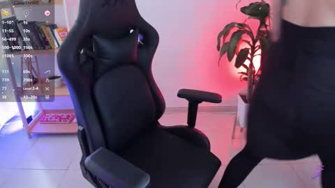 Snapshot of emmax_x chatting on 02.14.26 EMMA online show from 02.14.26