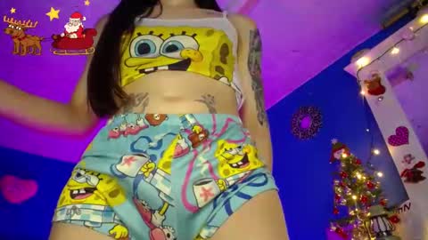 Snapshot of emmaxx7 chatting on 12.10.24 Emma  online show from 12.10.24