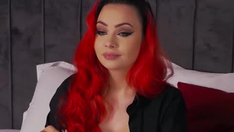 Emm online show from 11.21.25