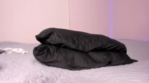 Emmi online show from 02.13.26