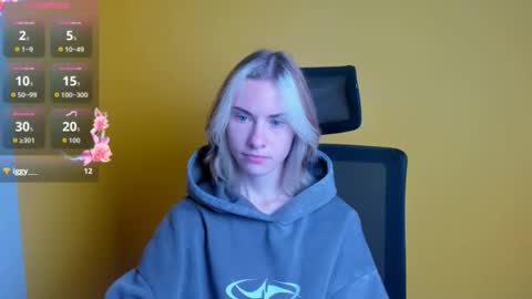 Emmi online show from 10.12.25