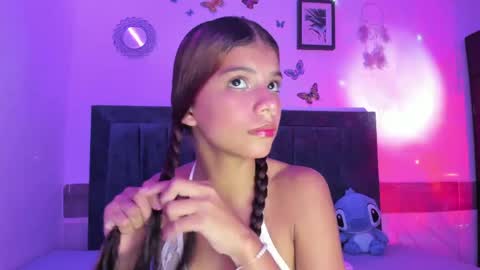Snapshot of emmie_bunny chatting on 04.18.26 Emmie online show from 04.18.26