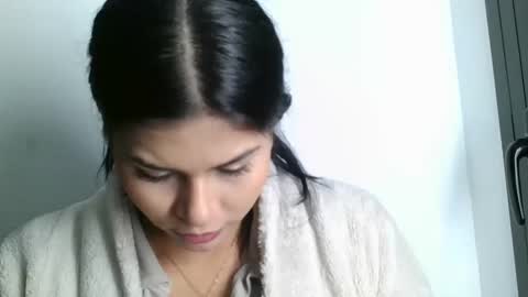 emmie online show from 02.10.25