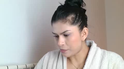 emmie online show from 02.26.25