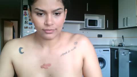 emmie online show from 03.11.25