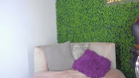 Emmiily online show from 01.24.25