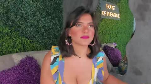 Emmiily online show from 02.12.25