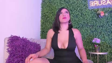 Emmiily online show from 03.03.25