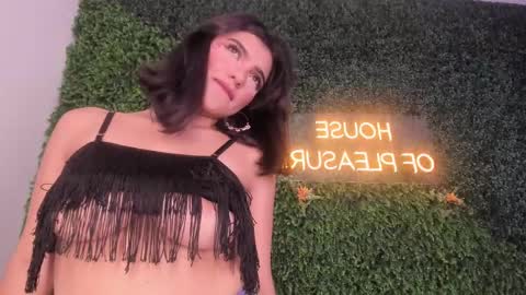 Emmiily online show from 03.12.25