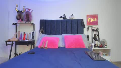          online show from 12.11.24